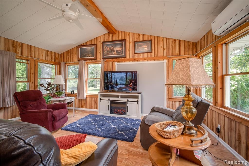 8175 South Beyer Road Birch Run, MI 48415 - Photo 4 of 34 Gallery Image 4
