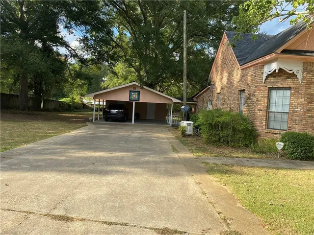$169,000 | 401 Avenue East, Kentwood, LA 70444