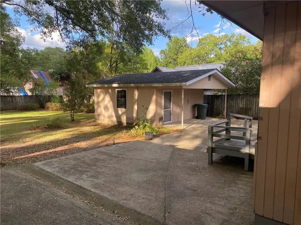 $150,000 | 401 Avenue East, Kentwood, LA 70444