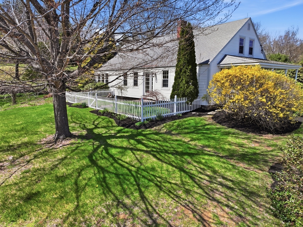 16 Brigham Road Paxton, MA 01612 - Photo 4 of 42 Gallery Image 4