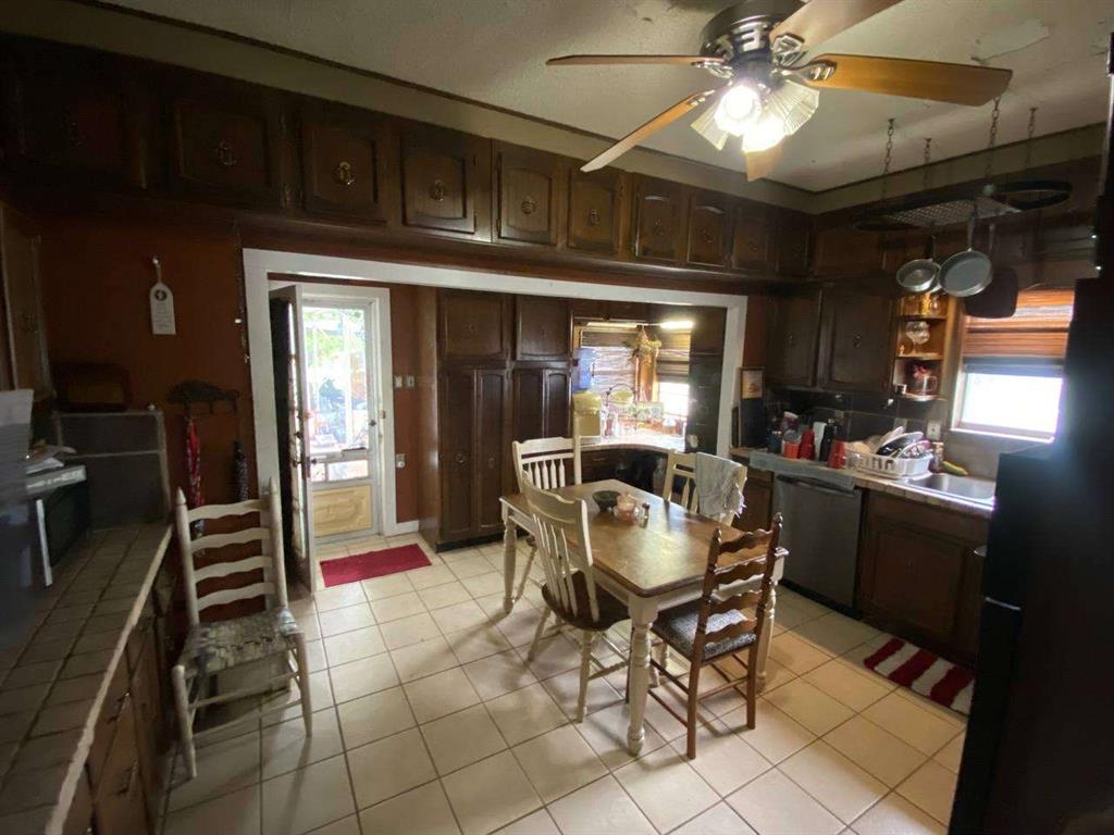 705 Duke Street Eden, TX 76837 - Photo 6 of 11