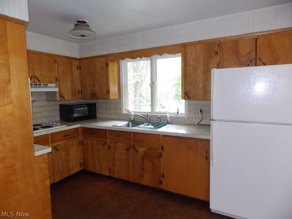 4346 Reimer Road Barberton, OH 44203 - Photo 8 of 17