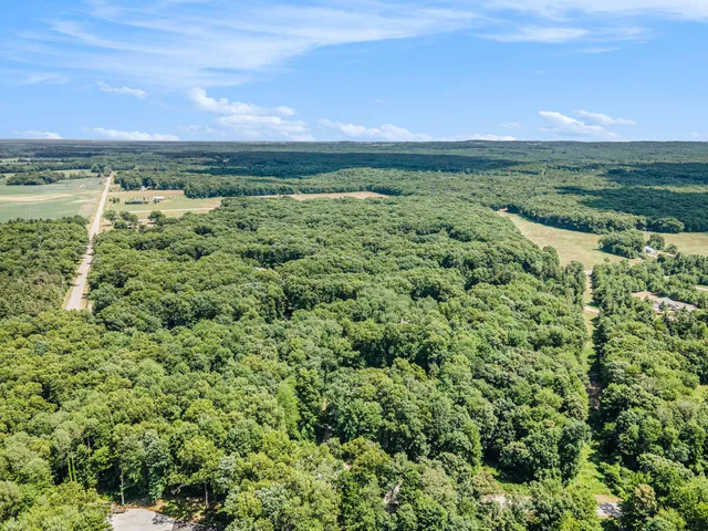 $165,000 | 3481 Jeffrey Spur, Hamilton, MI 49419