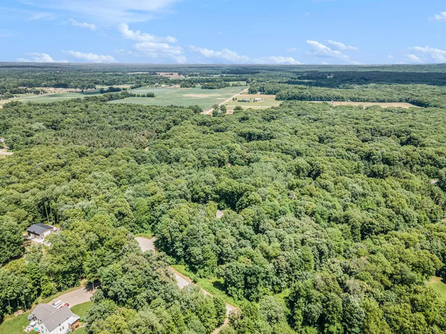 $165,000 | 3481 Jeffrey Spur, Hamilton, MI 49419