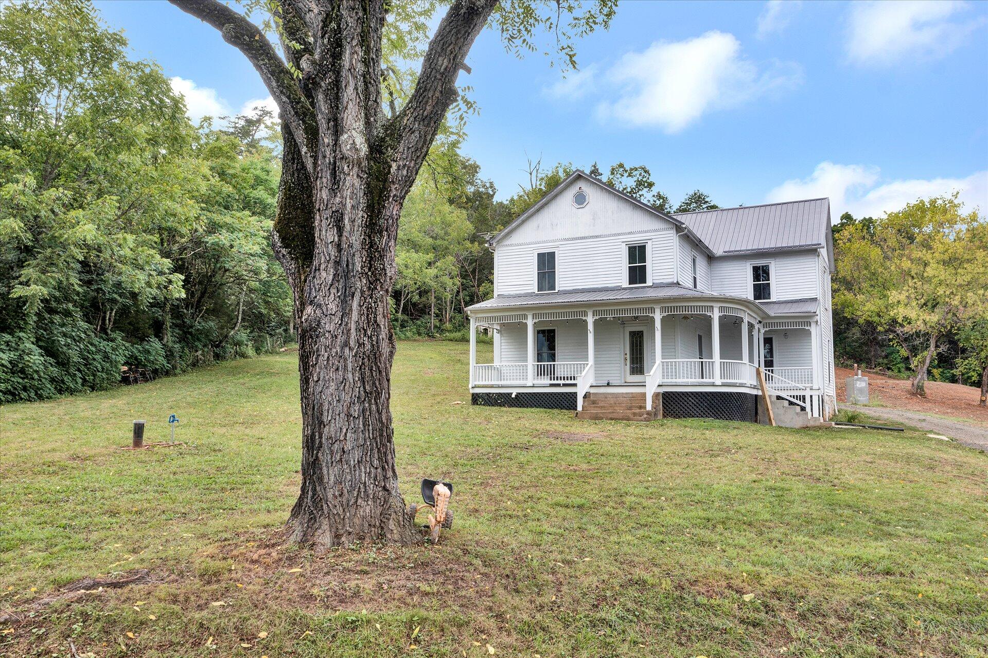 5827 Botetourt Road Fincastle, VA 24090 - Photo 2 of 65 02-DJI_0323