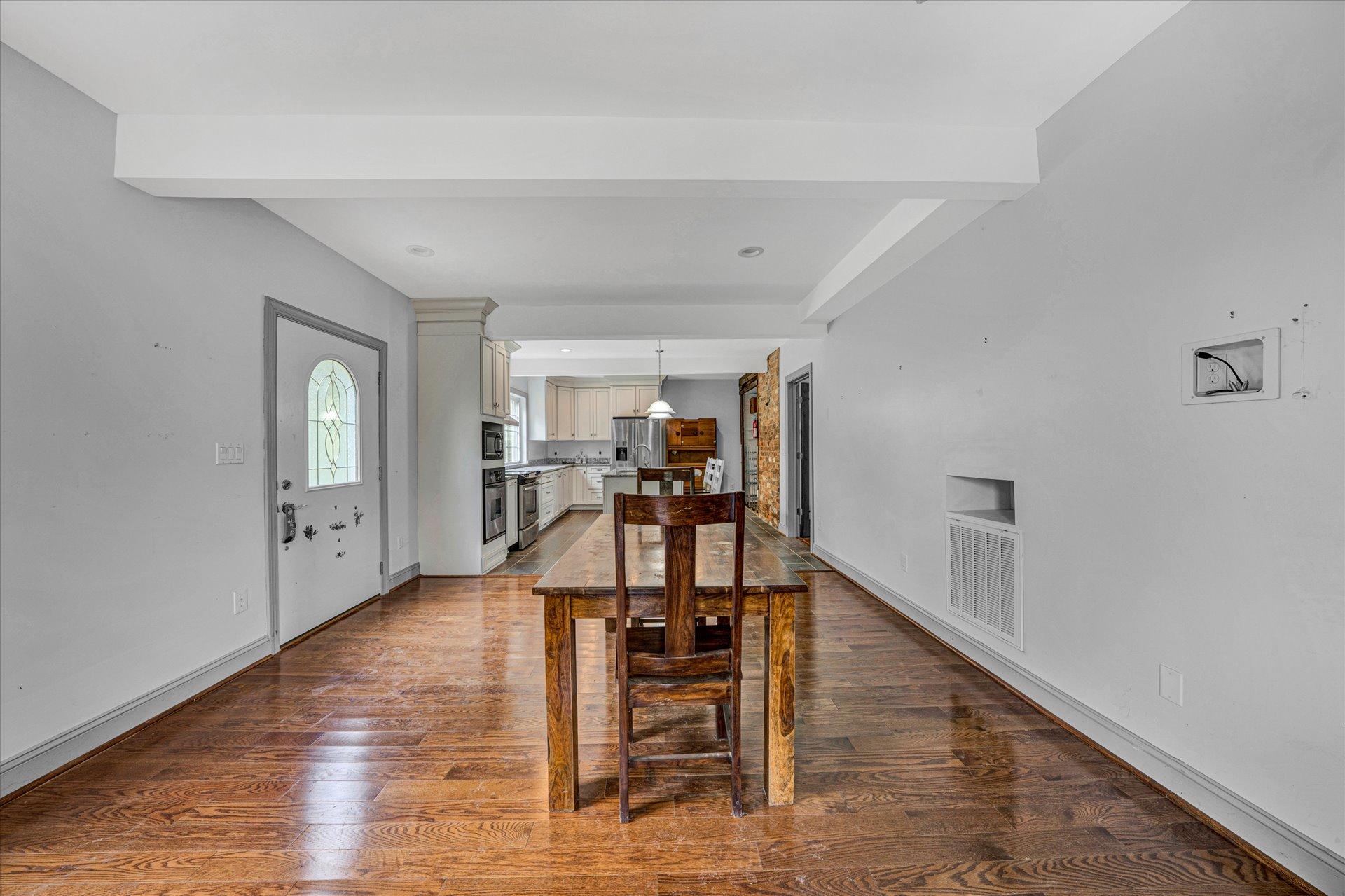 5827 Botetourt Road Fincastle, VA 24090 - Photo 20 of 65 16-DSC00013