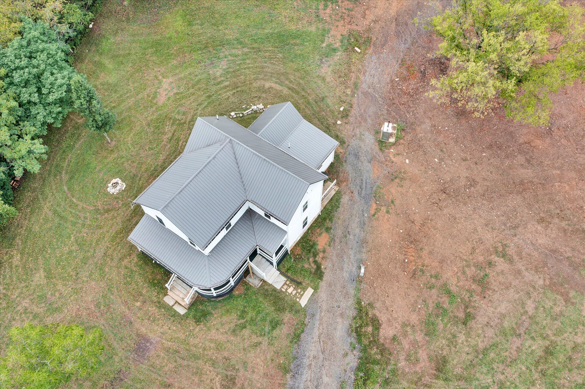 5827 Botetourt Road Fincastle, VA 24090 - Photo 50 of 65 46-DJI_0299
