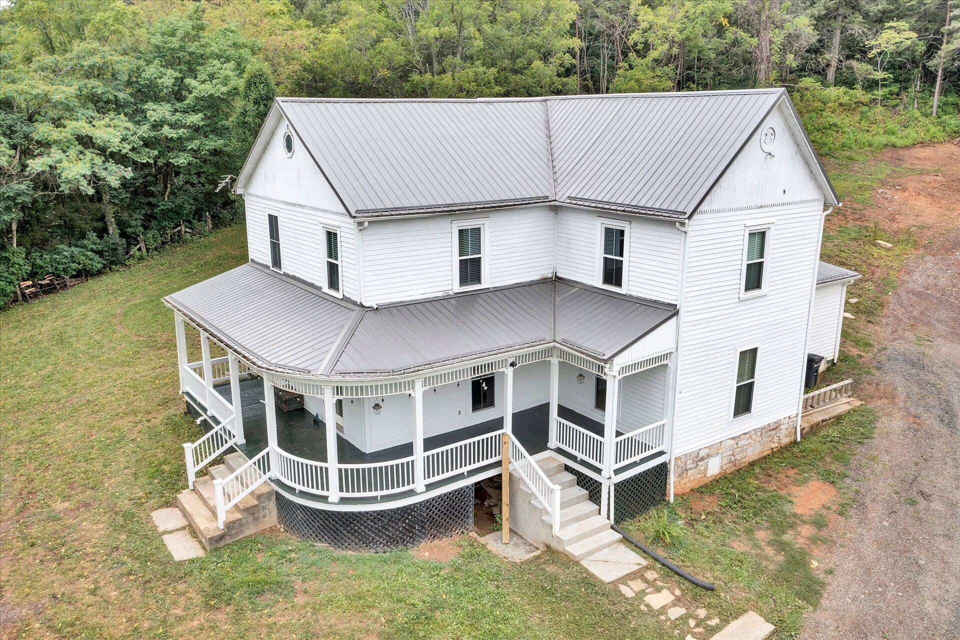 5827 Botetourt Road Fincastle, VA 24090 - Photo 8 of 65 08-DJI_0290