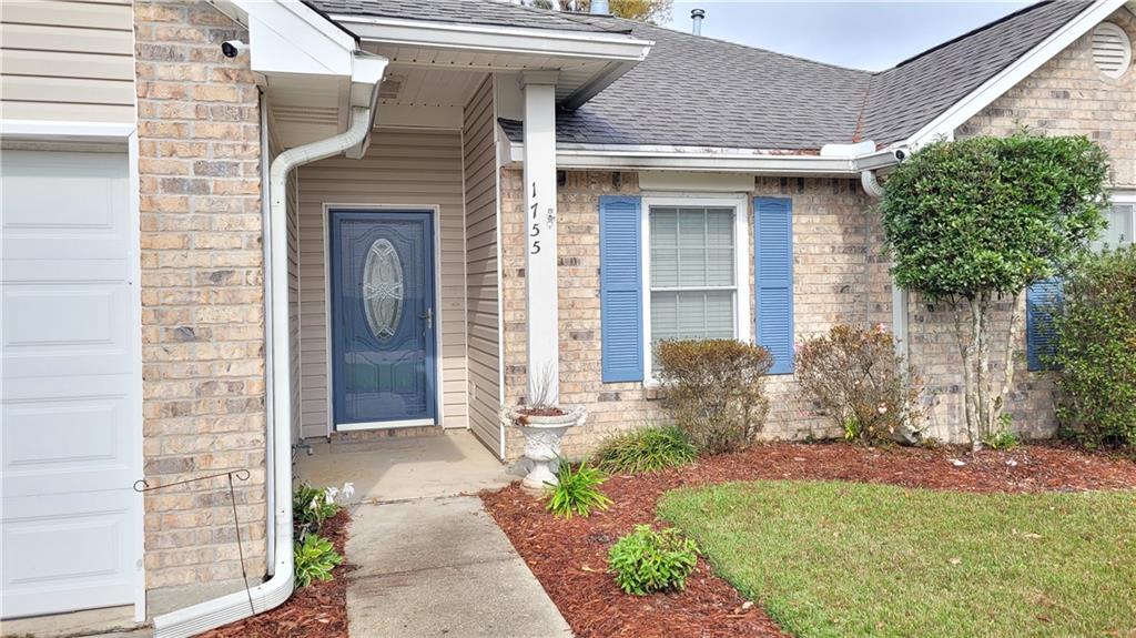 1755 Chancer Lane Slidell, LA 70461 - Photo 2 of 19