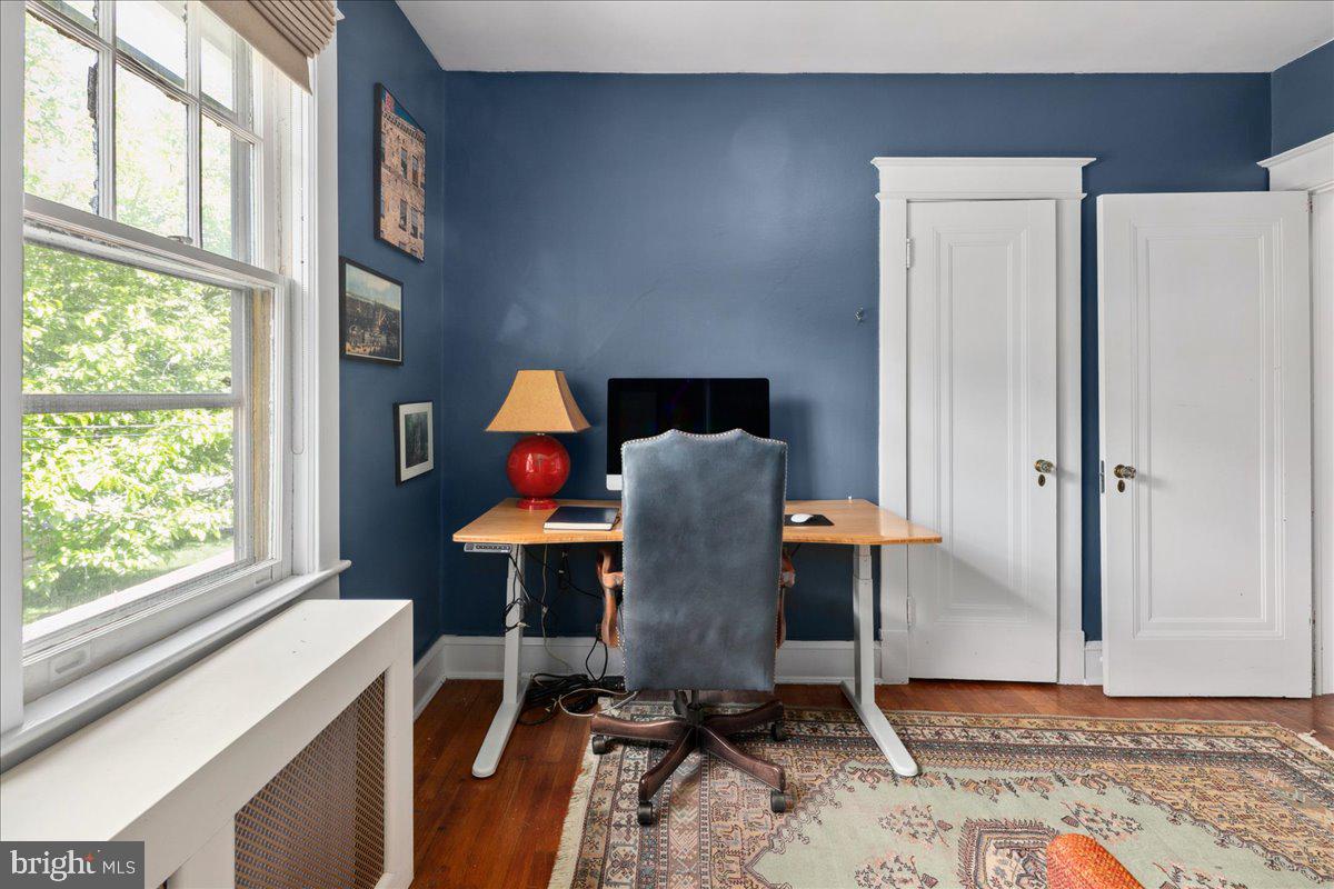 6721 Piney Branch Road Northwest Washington, DC 20012 - Photo 47 of 78 a workspace with furniture and window