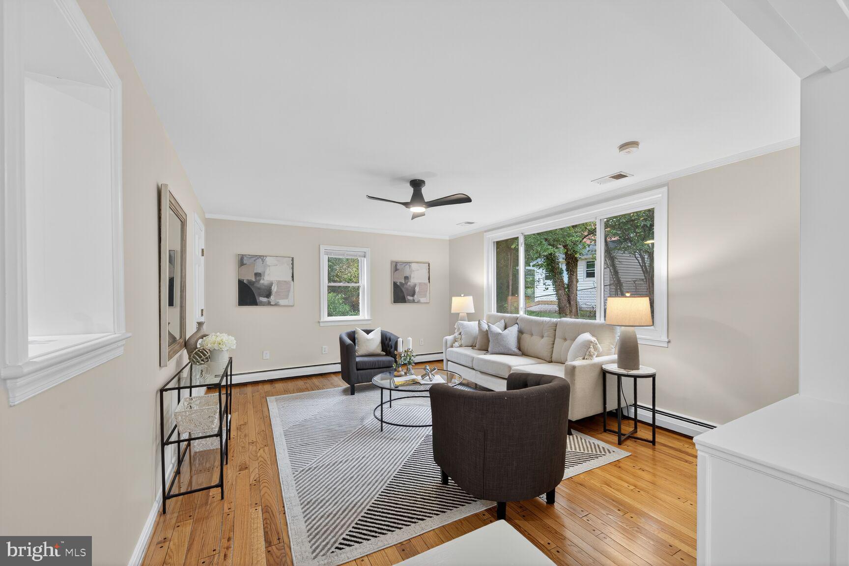 2813 Laurel Avenue Cheverly, MD 20785 - Photo 9 of 30 a living room with furniture