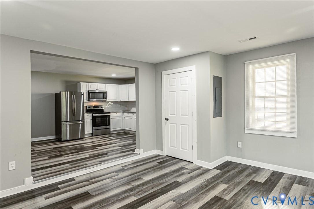 1219 Rome Street Petersburg, VA 23803 - Photo 6 of 62 Gallery Image 6