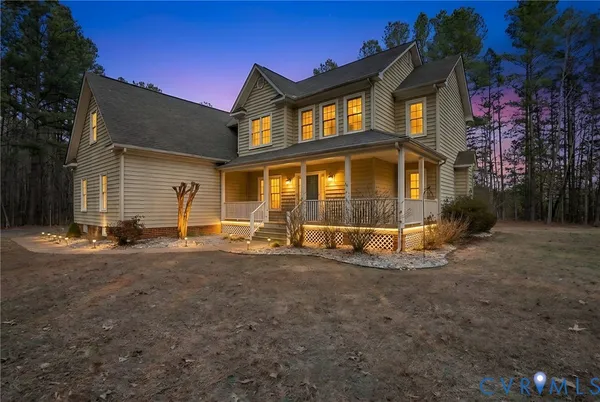 $639,500 | 17192 Katy Lane, Beaverdam, VA 23015