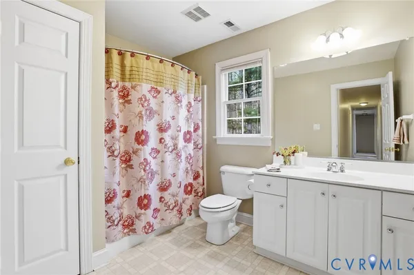 $639,500 | 17192 Katy Lane, Beaverdam, VA 23015