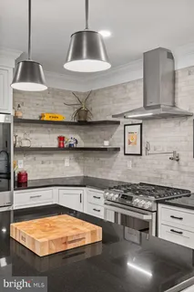 $899,000 | 1012 North 5th Street, Philadelphia, PA 19123