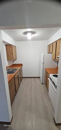 $655 | 16 Green River Road, Unit 208, Morris, MN 56267