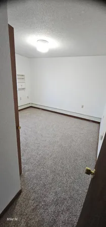 $655 | 16 Green River Road, Unit 208, Morris, MN 56267