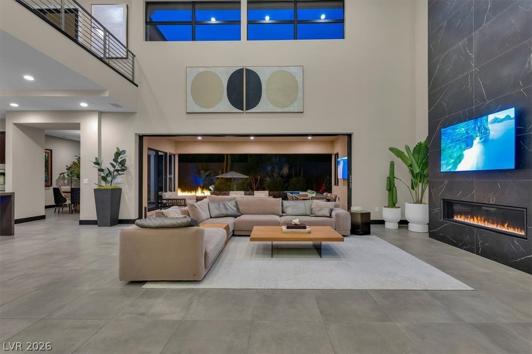 53 Garibaldi Way Henderson, NV 89011 - Photo 53 of 80 Community lobby featuring a high ceiling