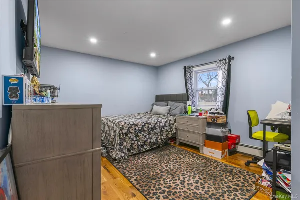 $699,000 | 1 Linden Street, Coram, NY 11727