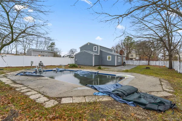 $699,000 | 1 Linden Street, Coram, NY 11727