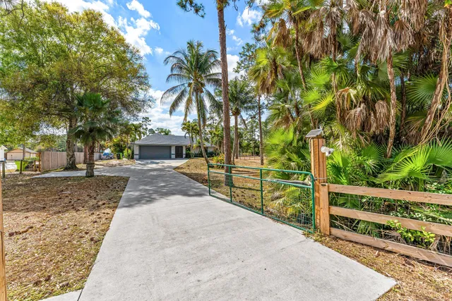 $682,000 | 14936 22nd Road North, Loxahatchee Groves, FL 33470