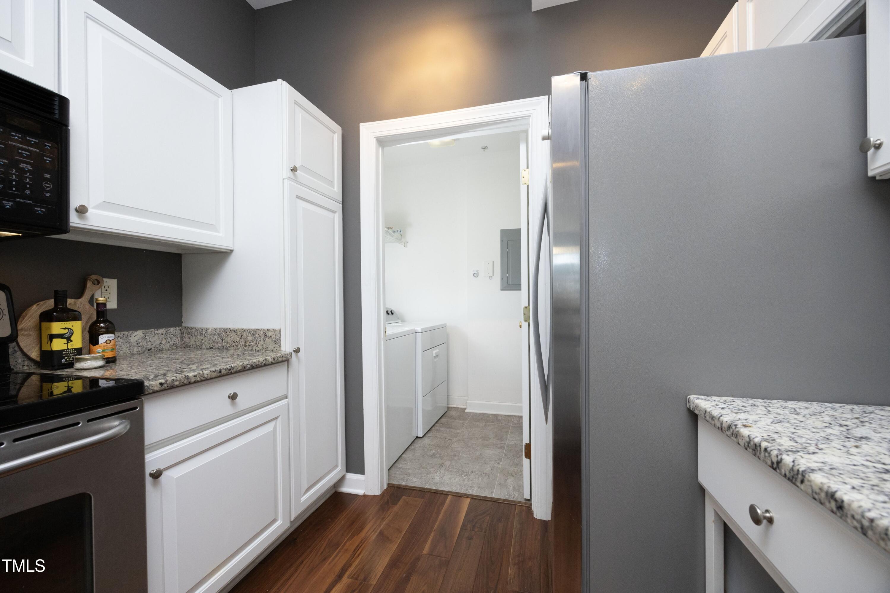 200 South Dawson Street, Unit 209 Raleigh, NC 27601 - Photo 19 of 44 19LaundryAccess