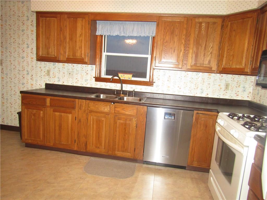 3116 Middletown Road Pittsburgh, PA 15204 - Photo 18 of 24 Gallery Image 18