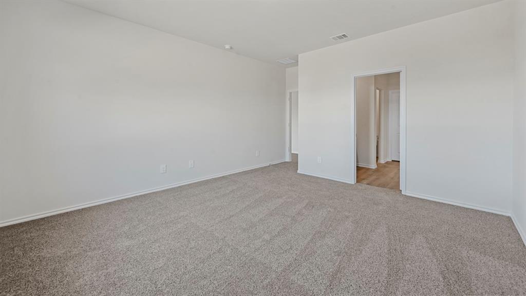 3343 Spaulding Drive Paris, TX 75460 - Photo 11 of 35 a view of an empty room and entryway