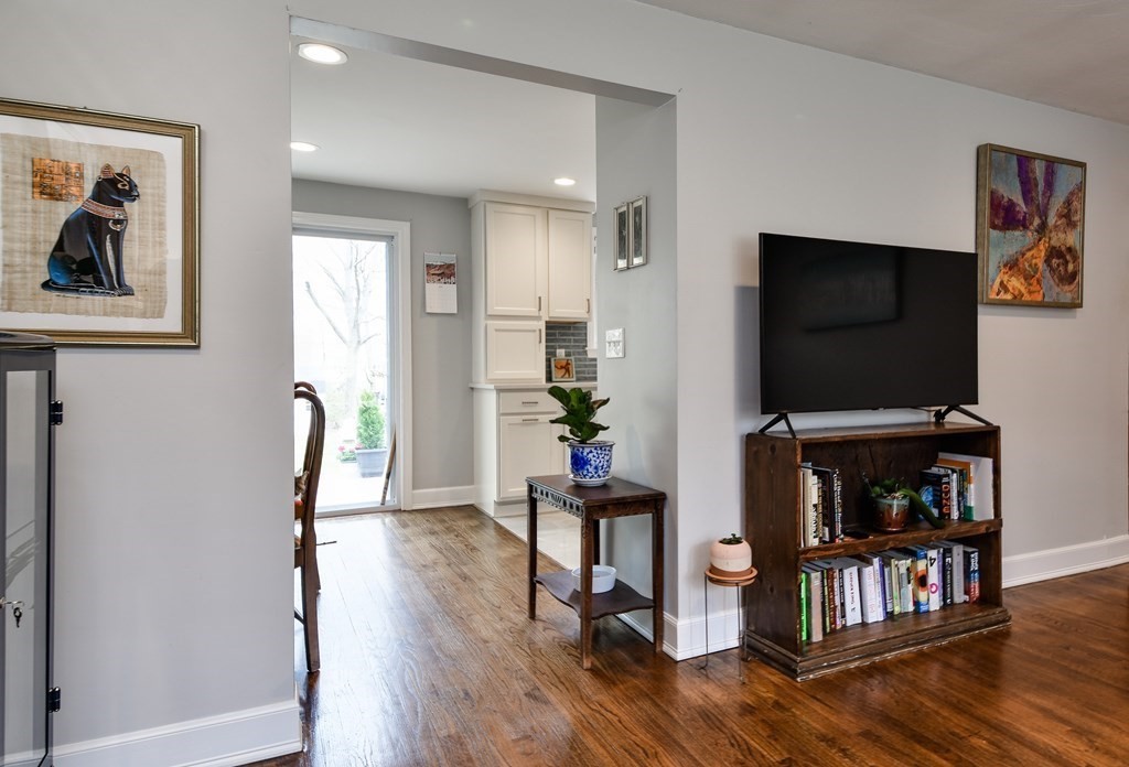 27 Indian Spring Road Ashland, MA 01721 - Photo 6 of 25