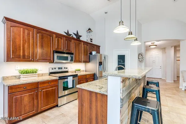 $2,700 | 2298 East Ebony Drive, Chandler, AZ 85286