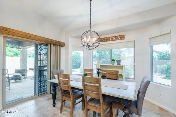 $2,700 | 2298 East Ebony Drive, Chandler, AZ 85286