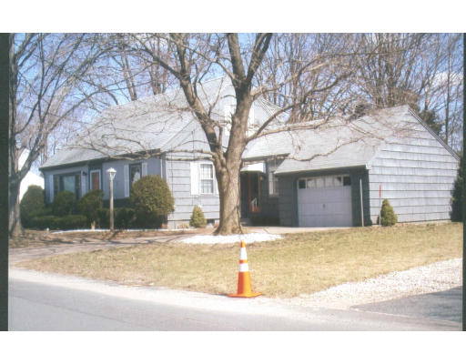 18 Curtis Road Framingham, MA 01702 - Photo 1 of 10 Gallery Image 1