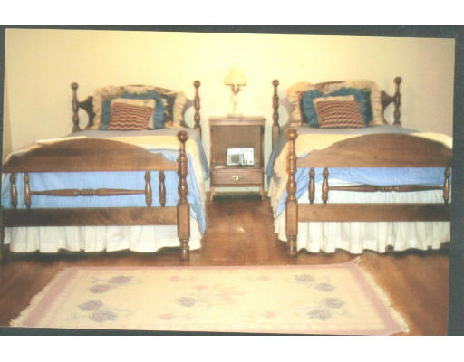 18 Curtis Road Framingham, MA 01702 - Photo 6 of 10 Gallery Image 6