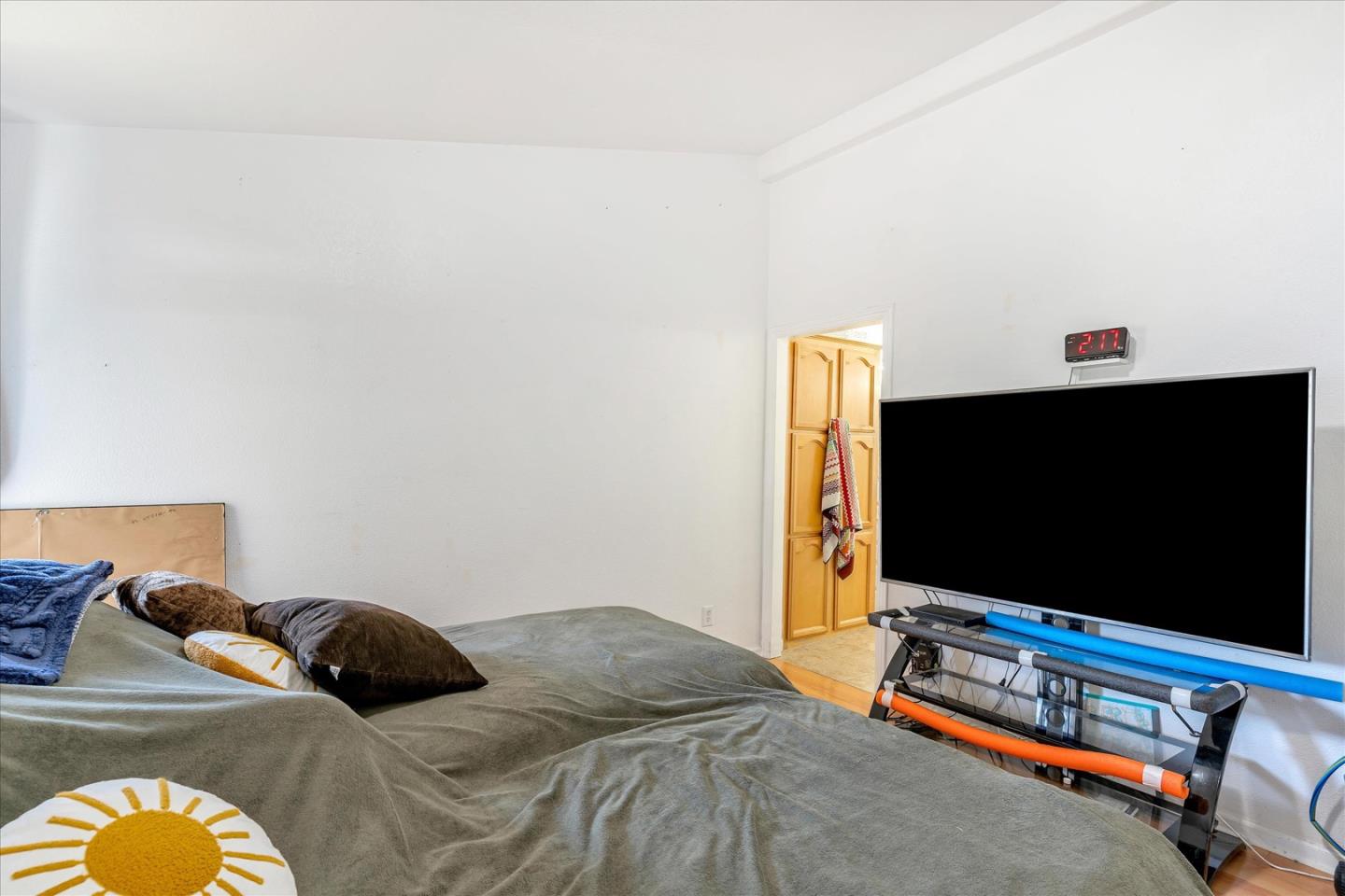2900 Fairview Road, Unit 14 Hollister, CA 95023 - Photo 19 of 31 Gallery Image 19