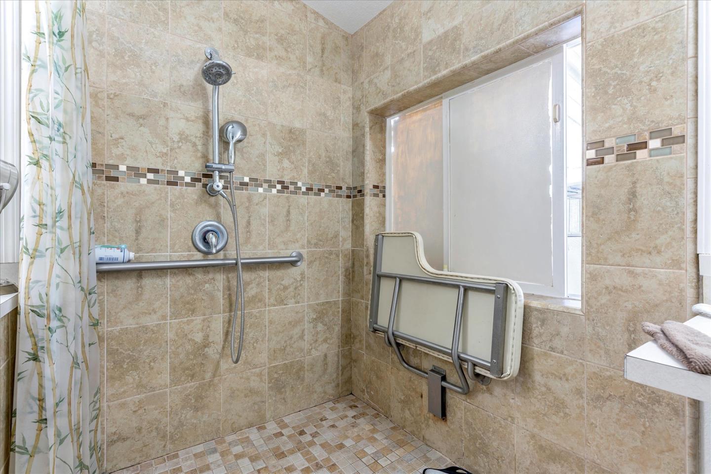 2900 Fairview Road, Unit 14 Hollister, CA 95023 - Photo 24 of 31 Gallery Image 24