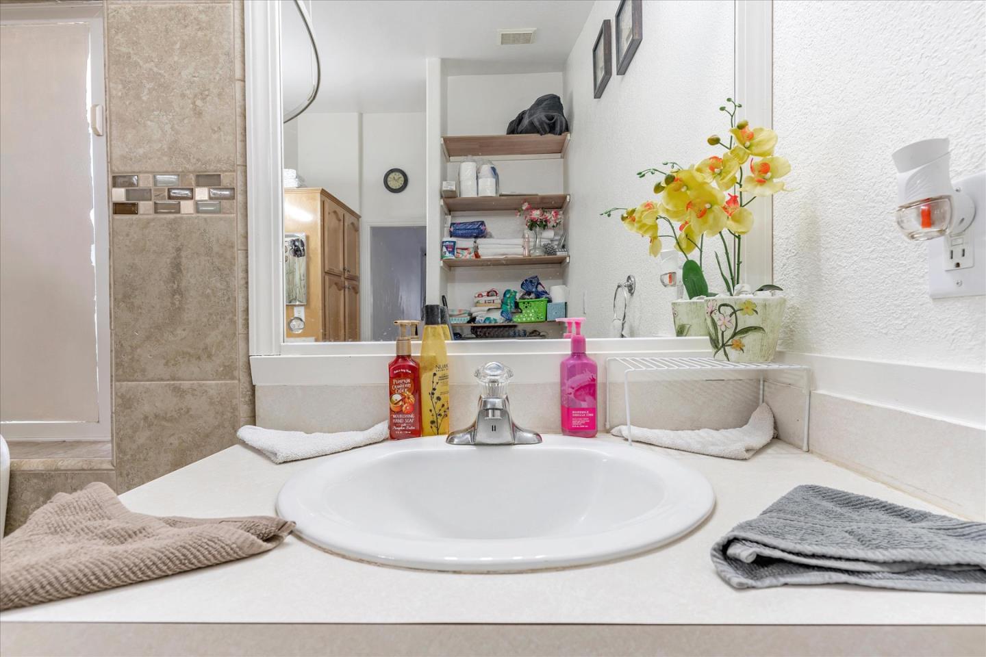 2900 Fairview Road, Unit 14 Hollister, CA 95023 - Photo 29 of 31 Gallery Image 29