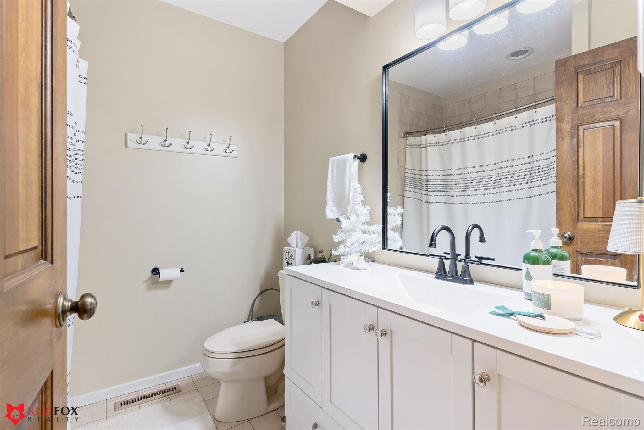 7045 Bristol Road Swartz Creek, MI 48473 - Photo 25 of 40 Gallery Image 25