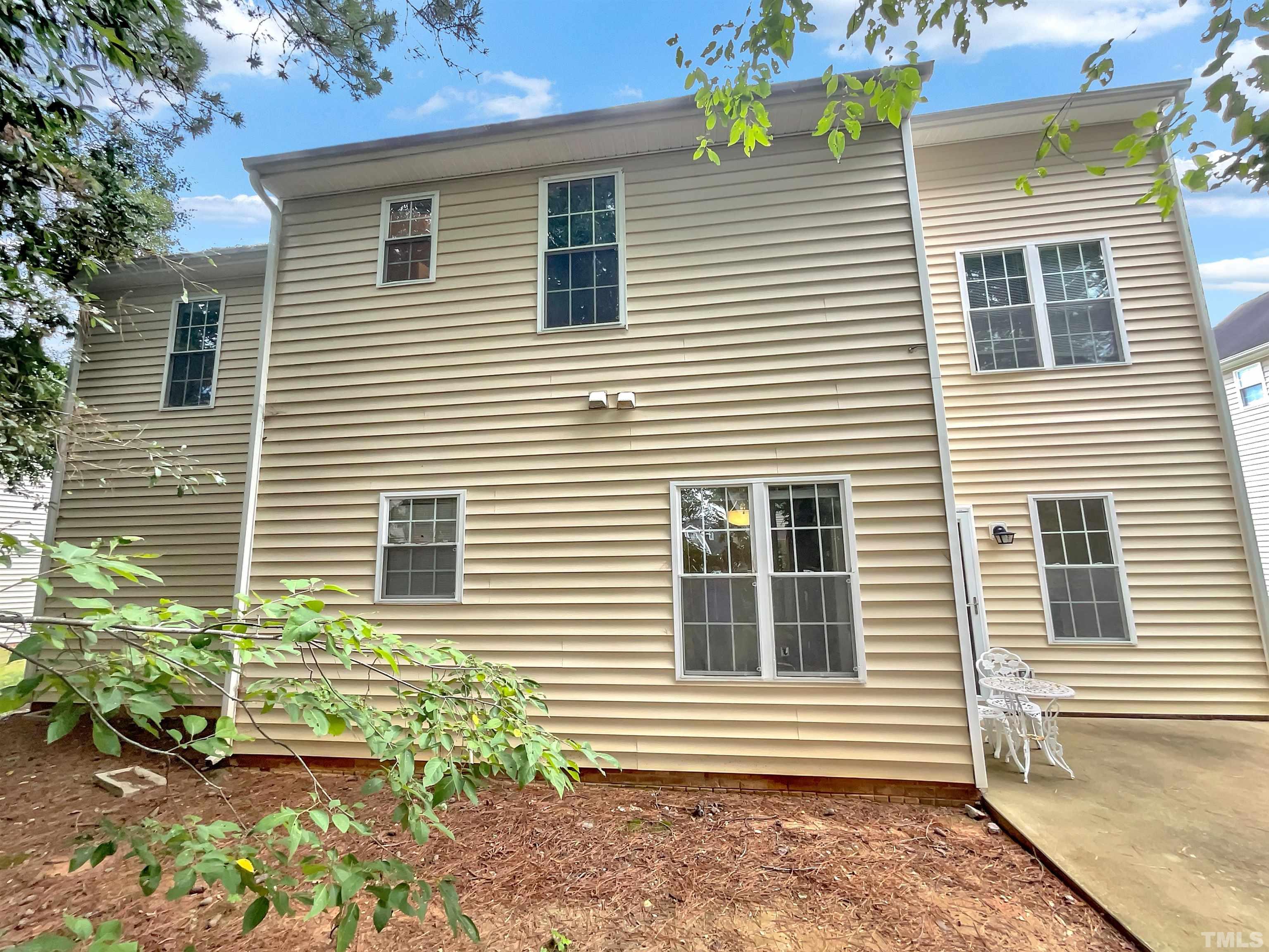 8325 Neuse Lawn Road Raleigh, NC 27616 - Photo 7 of 20 Gallery Image 7