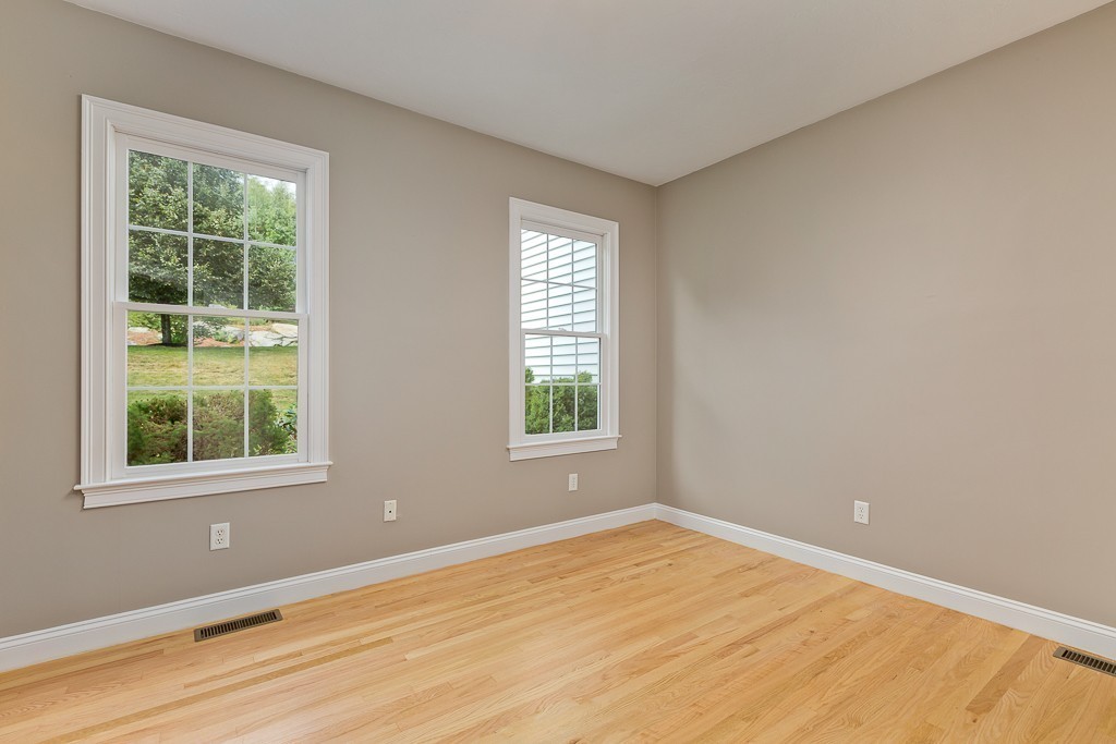 24 Falcon Ridge Drive Hopkinton, MA 01748 - Photo 5 of 29