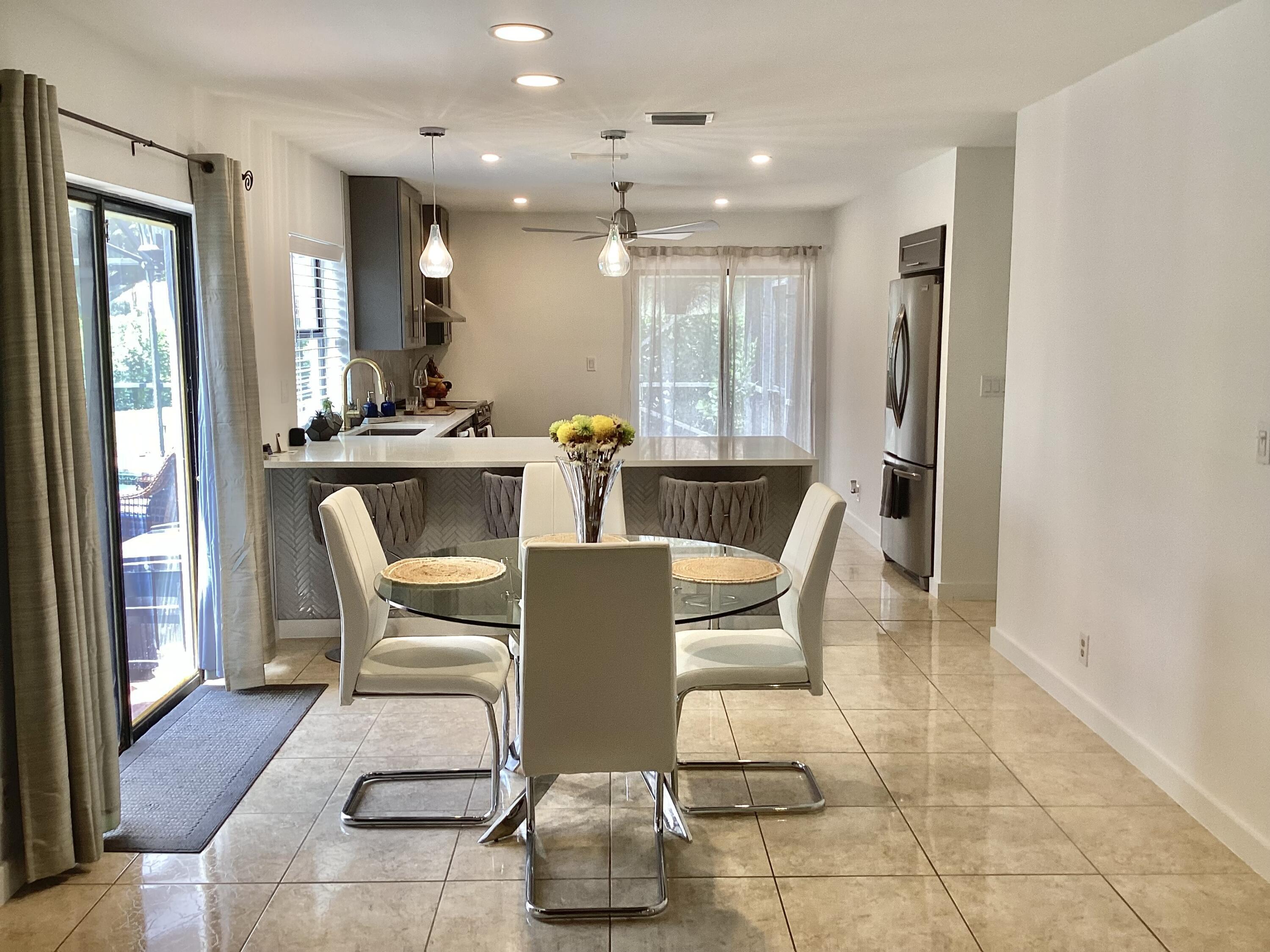 10496 Augusta Court Boca Raton, FL 33498 - Photo 8 of 41 Kitchen/Dining Area