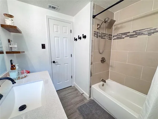 $315,000 | 9616 Pineridge Avenue, Riverview, FL 33578