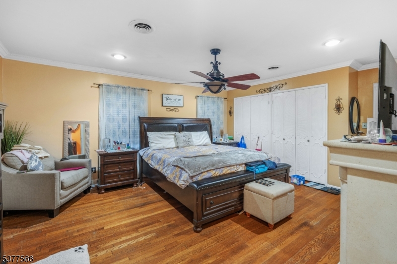 2785 Larchmont Road Union, NJ 07083 - Photo 9 of 15