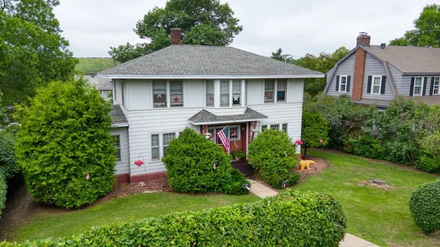 $228,900 | 701 Grant Avenue, Eveleth, MN 55734