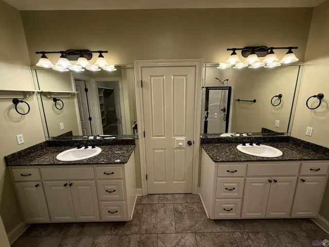 $1,900 | 17734 Spring Creek Drive, Baton Rouge, LA 70817