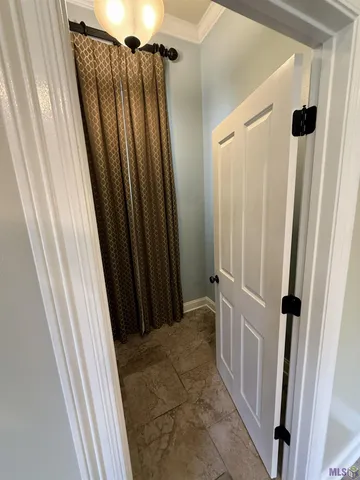 $1,900 | 17734 Spring Creek Drive, Baton Rouge, LA 70817