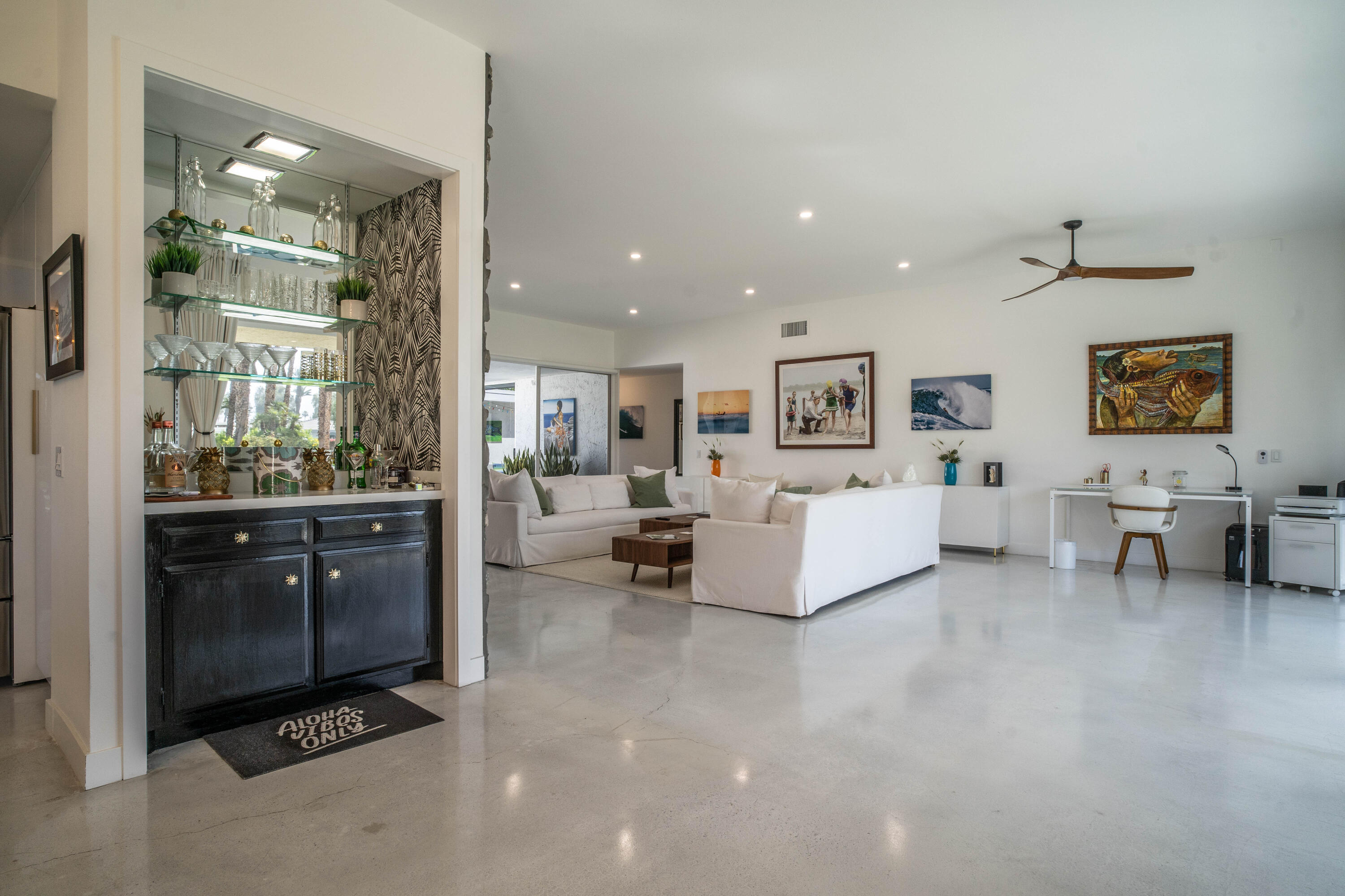 45705 Pawnee Road Indian Wells, CA 92210 - Photo 9 of 68 .