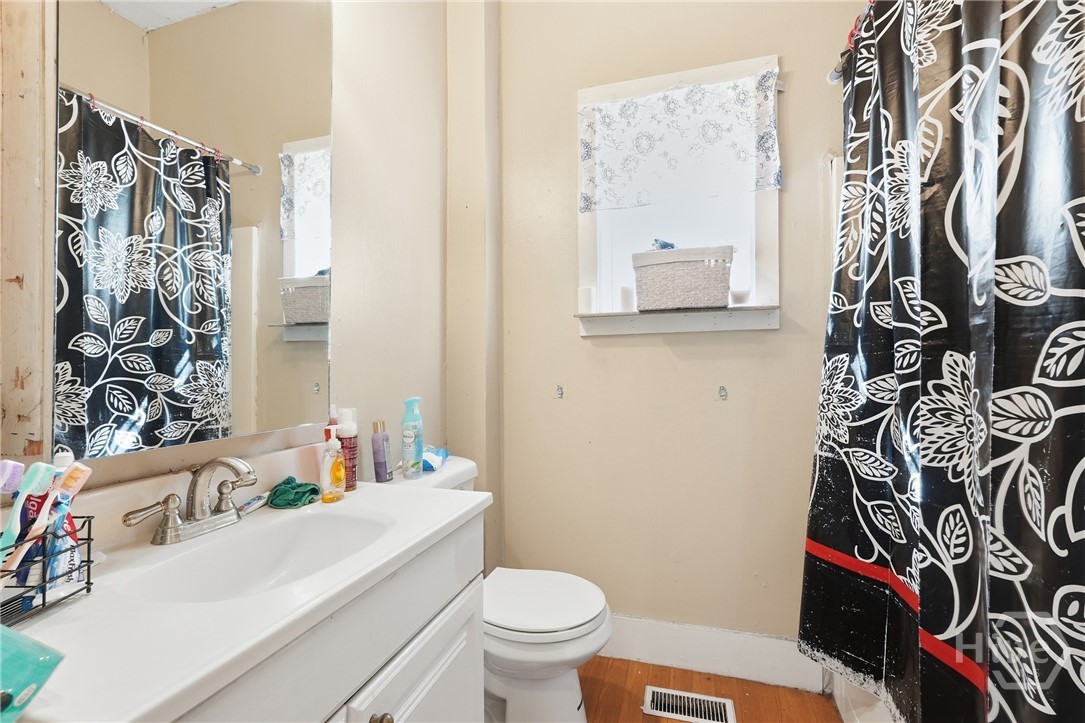 205 Bonnybridge Road Port Wentworth, GA 31407 - Photo 21 of 30 Full Bathroom