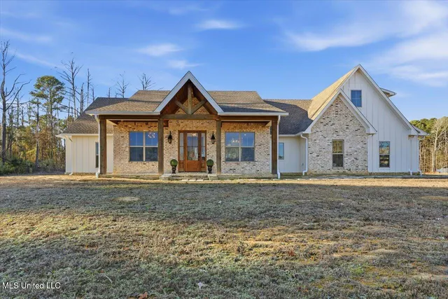 $799,900 | 175 Woods Road, Madison, MS 39110