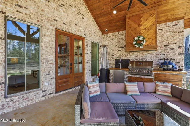 $799,900 | 175 Woods Road, Madison, MS 39110