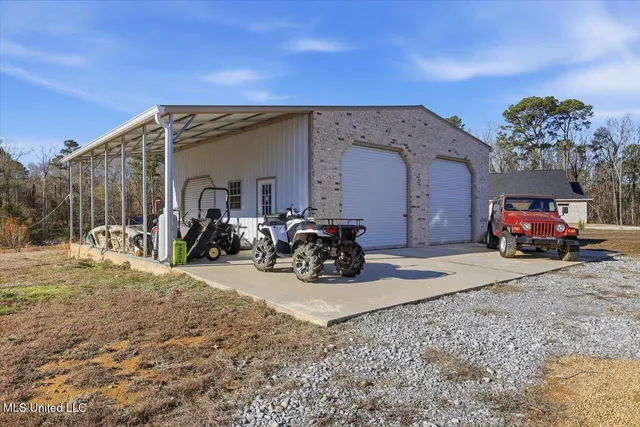 $799,900 | 175 Woods Road, Madison, MS 39110